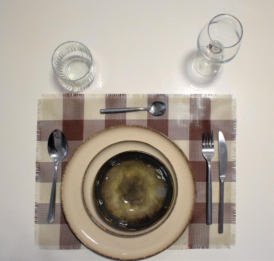 Yes, Yes! Lovely Apartment Good Amenities Budapest Center Екстериор снимка