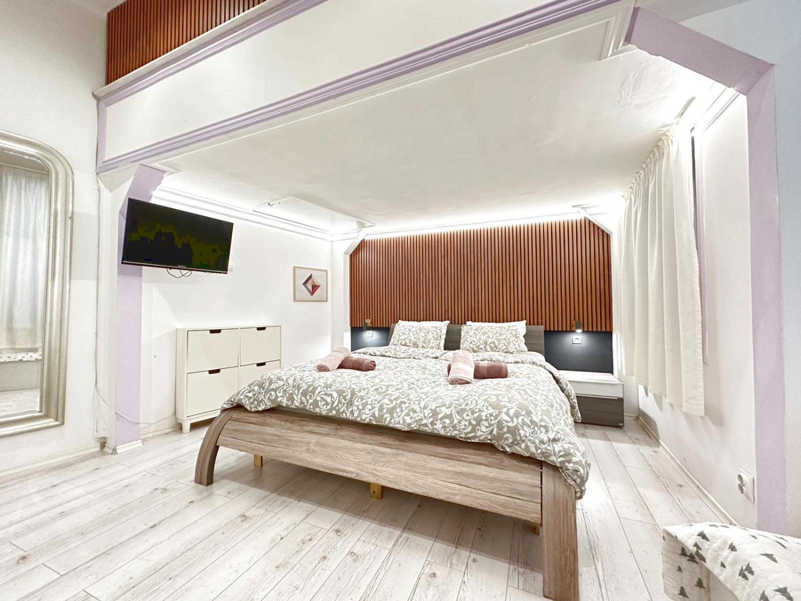 Yes, Yes! Lovely Apartment Good Amenities Budapest Center Екстериор снимка